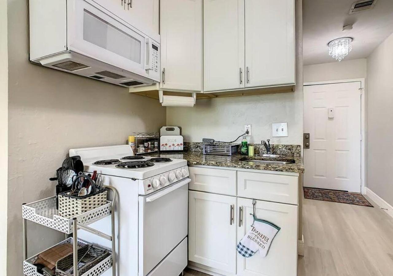 Charming Lakeview Retreat III Орландо Экстерьер фото