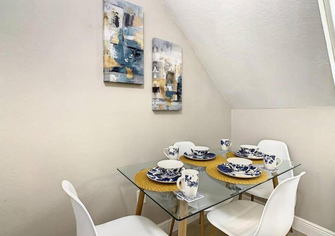 Charming Lakeview Retreat III Орландо Экстерьер фото